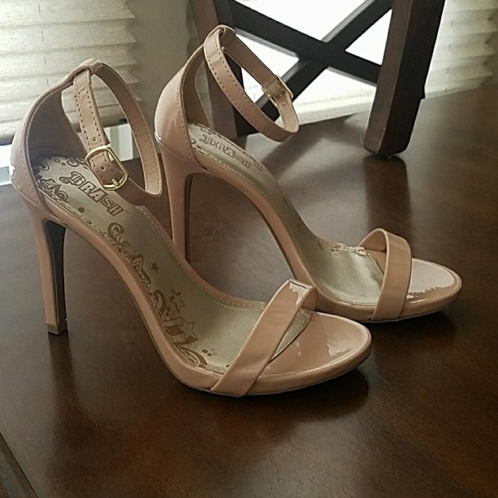 nude heels